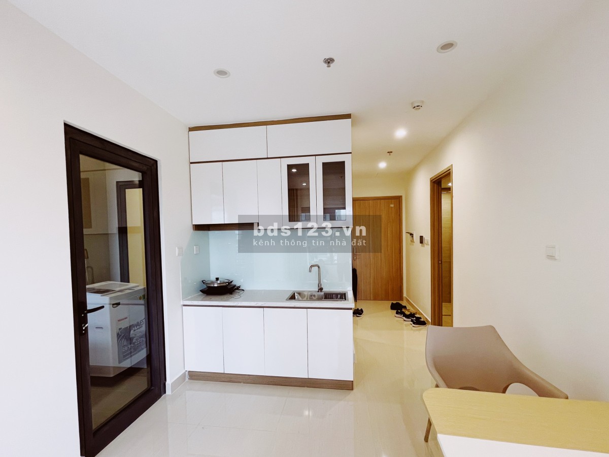 Cho thuê căn hộ Vinhome Quận 9, 1PN 1WC, full nội thất, giá rẻ sinh viên