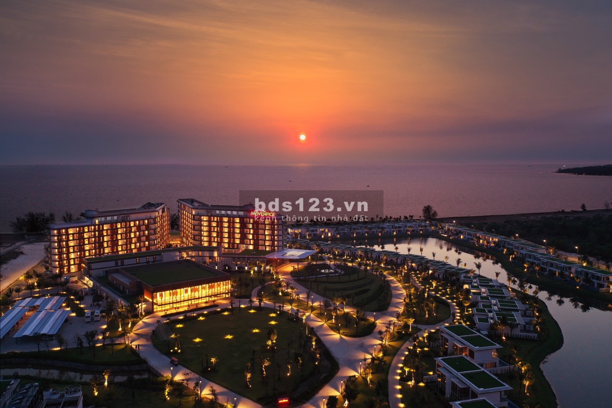 Biệt thự biển 5 sao sỡ hữu view biển và view hồ giá chỉ từ 65 triệu/m2