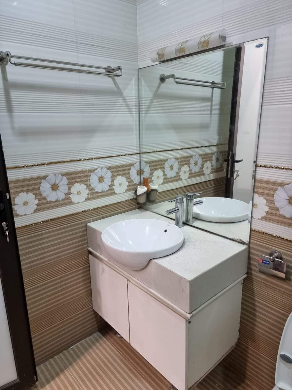 Chính chủ bán nhà Ngọc Lâm siêu hiếm, tiện ích ngập tràn sổ sẵn lh 0813426631