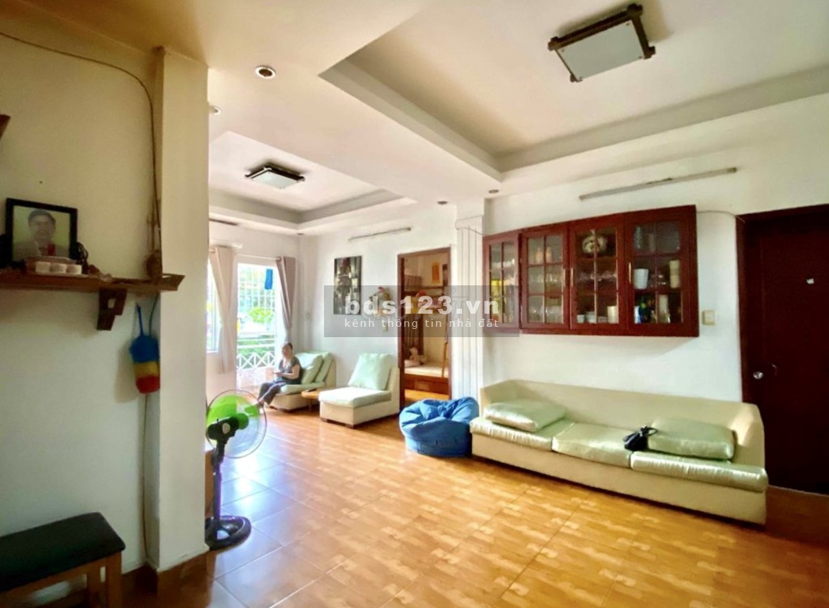 Bán căn hộ lầu 1 c/c Ngô Tất Tố diện tích sử dụng 74m2 Bình Thạnh