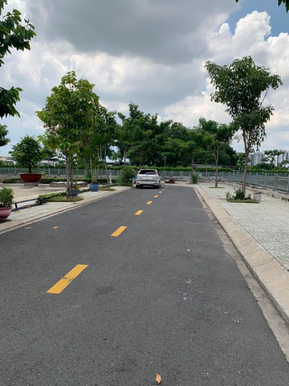 Mặt tiền nội bộ, khu Lê Thị Riêng ngang 16m, dài 50m full thổ cư vuông vức, Quận 12