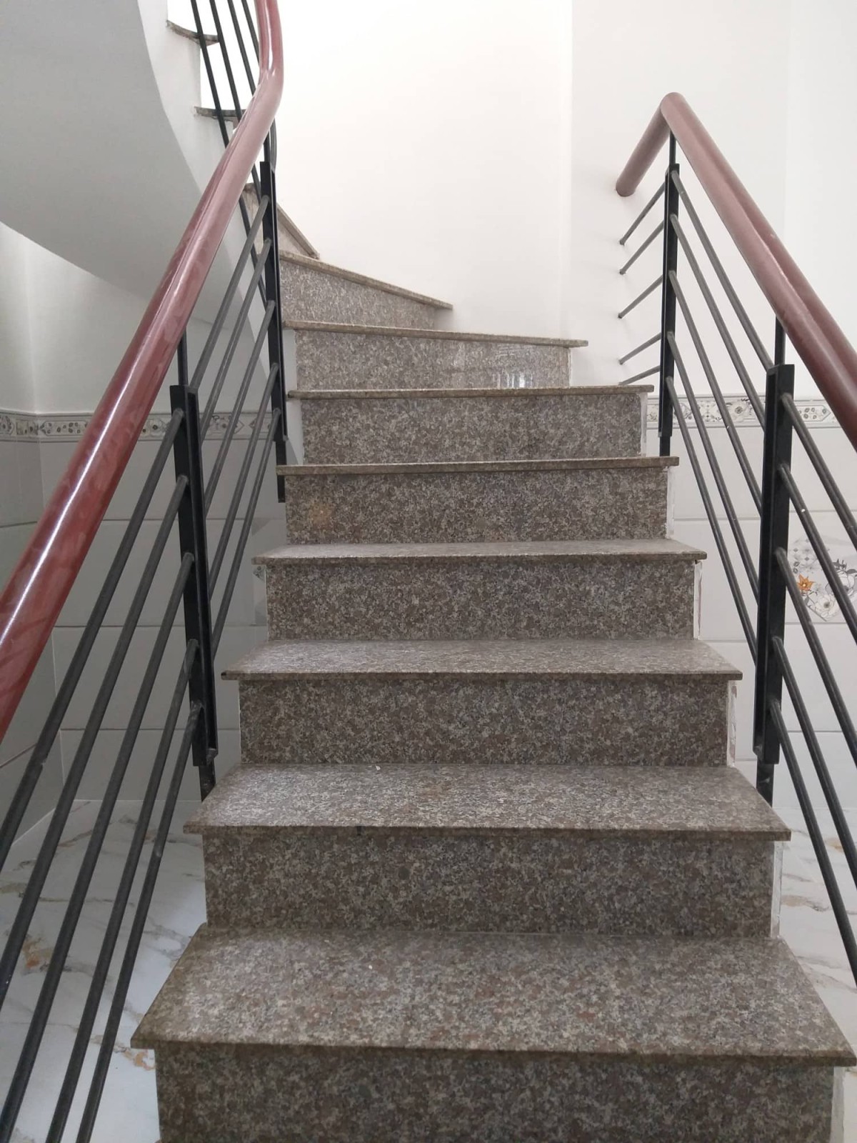 Gia đình cần bán nhà Trần Xuân Soạn 80m² x 4tầng BTCT nhỉnh giá 4 tỷ đồng