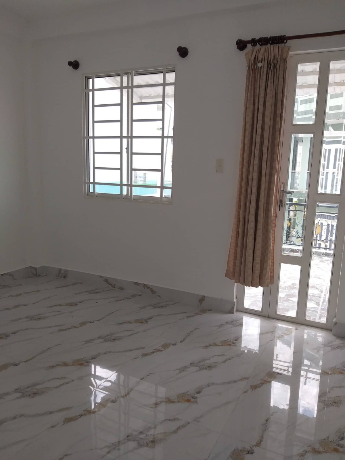 Gia đình cần bán nhà Trần Xuân Soạn 80m² x 4tầng BTCT nhỉnh giá 4 tỷ đồng