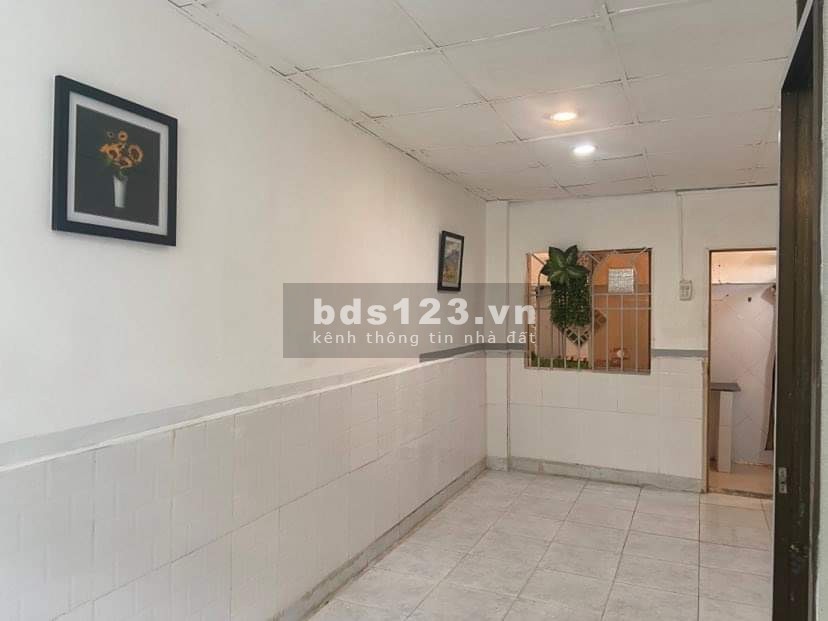 Bán nhà Quận 3 giáp Quận 1, Lý Chính Thắng gần góc Hai Bà Trưng