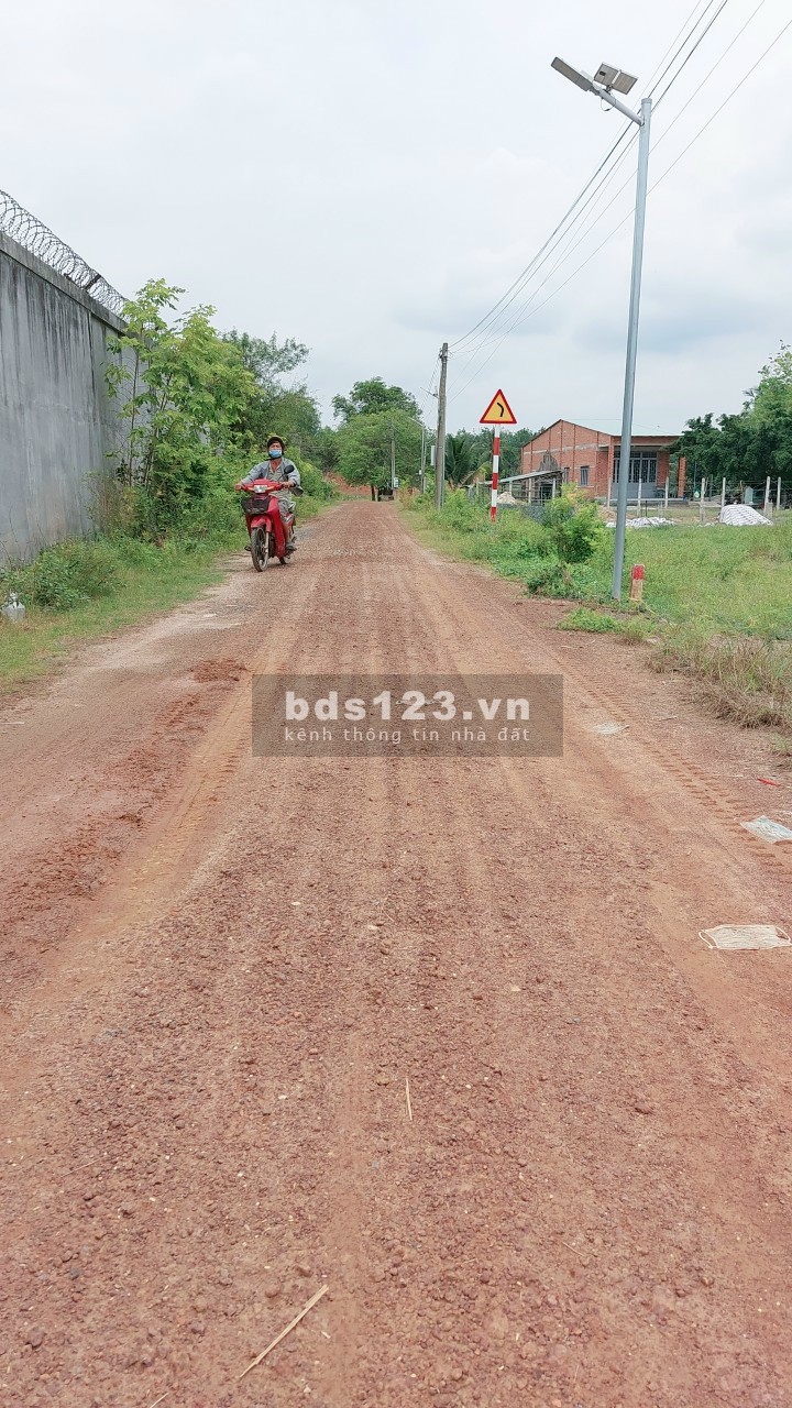 Nhà còn 2 lô cần bán nhanh trong tuần giá 6 triệu/m2, bớt lộc