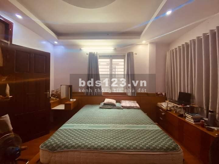 Bán nhà Hoàng Mai 30m x 5 tầng, mặt tiền 5m, chỉ 3.6 tỷ lh 0975258510