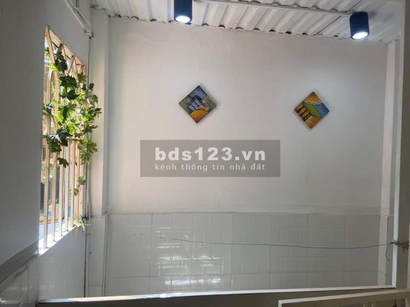 Bán nhà Quận 3 giáp Quận 1, Lý Chính Thắng gần góc Hai Bà Trưng