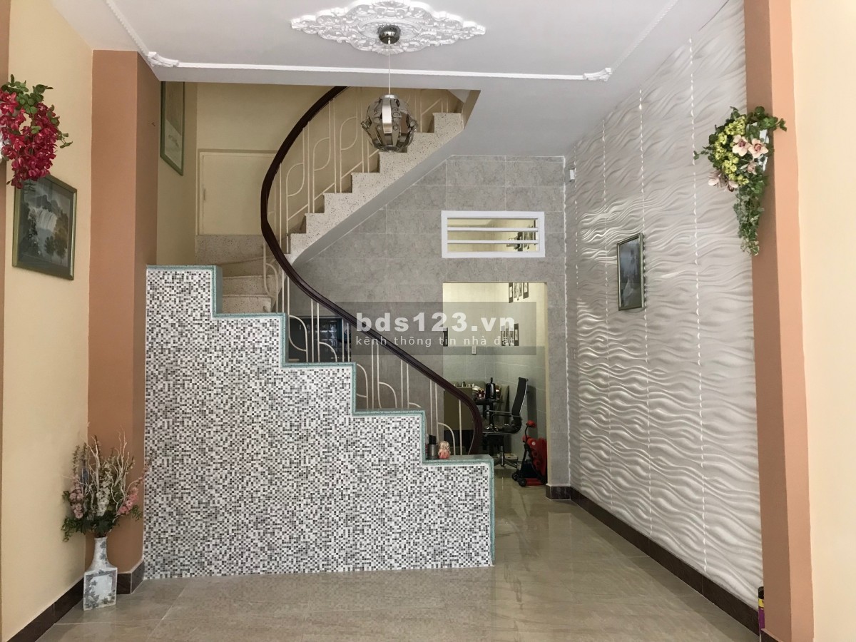 Cho thuê nhà mới, Quận Bình Thạnh 144m² khu An ninh, lịch sự hẻm xe hơi ần trường học, chợ, Ở ngay