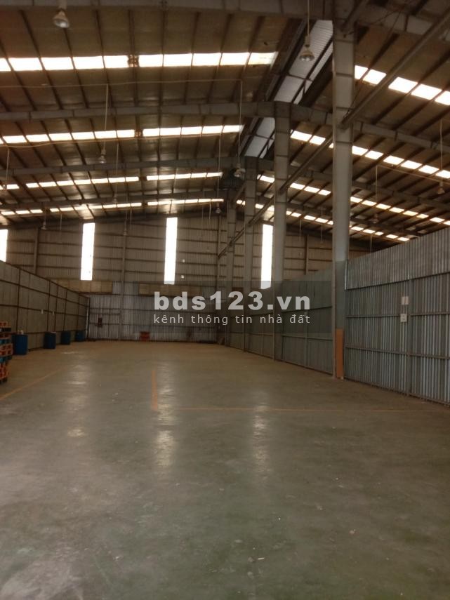 Cho thuê kho diện tích 1800m2 KCN Long Hậu, Cần Giuộc, Long An