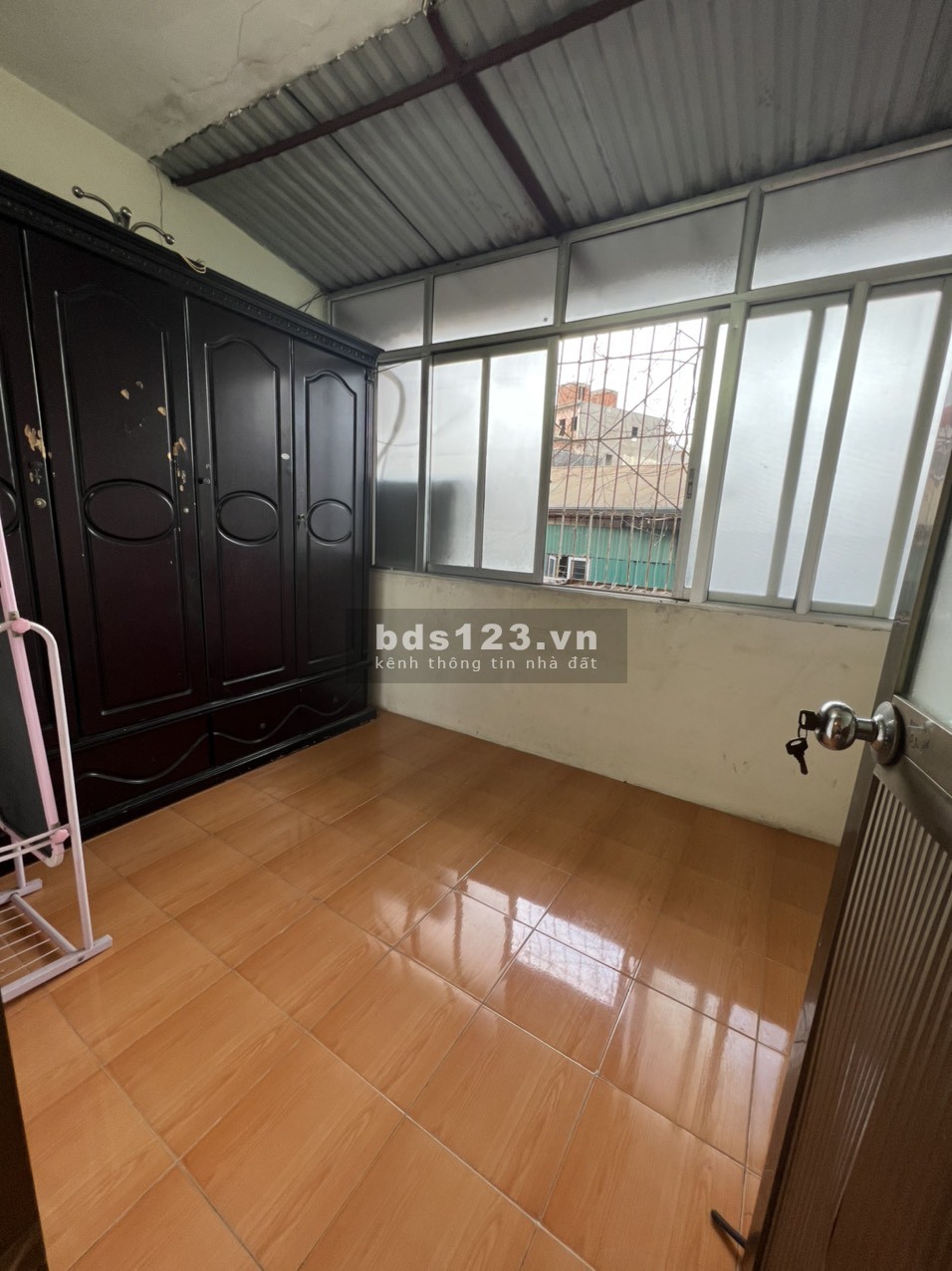 Cho thuê căn hộ 111 Láng Hạ trong nhà TT Tổng cục thống kê