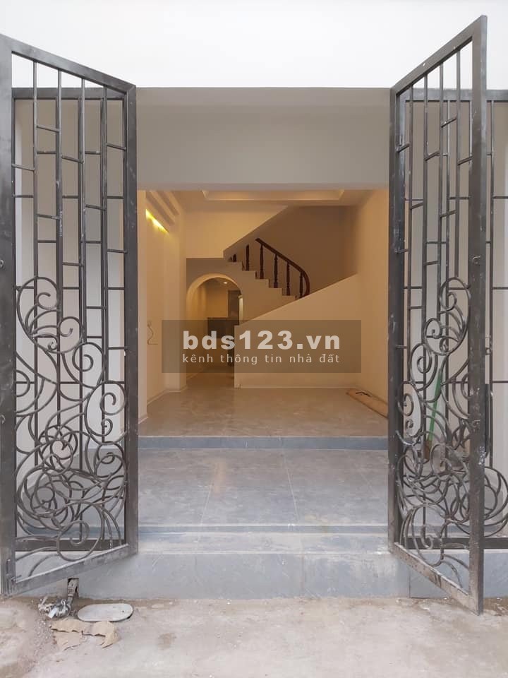 Bán nhà mặt tiền đã hoàn thiện tiện ích đầy đủ giá tốt đầu tư khu an ninh