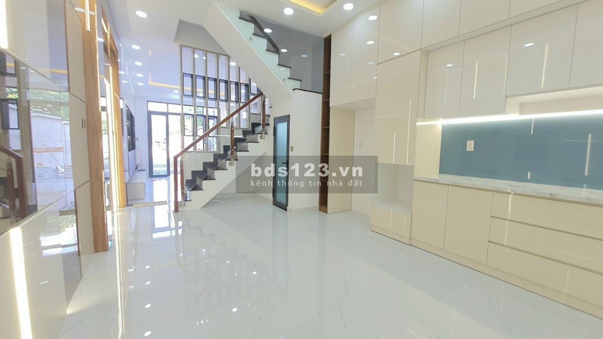 Nhà Phố mặt tiền đường Hà Huy Giáp giá đầu tư, sổ sẵn,…