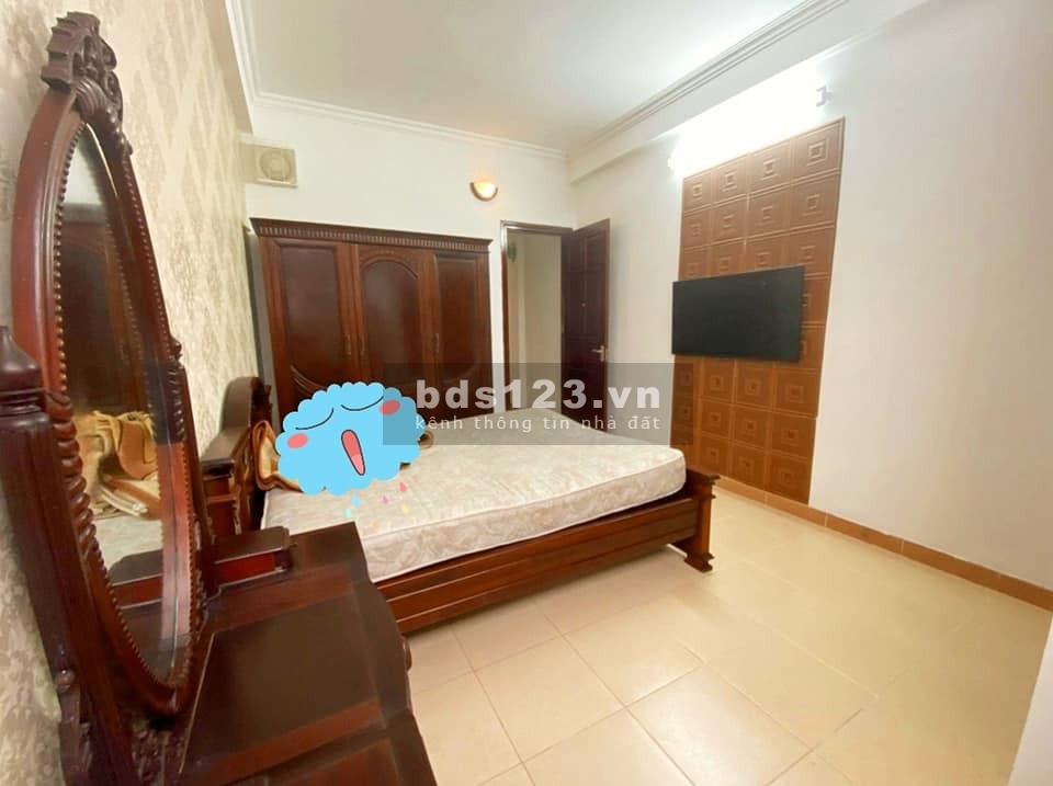 Nhà xây 5 tầng ngõ rộng đường Lạc Long Quân, vị trí hiếm nhà bán diện tích 39m2, gá 5.1 tỷ