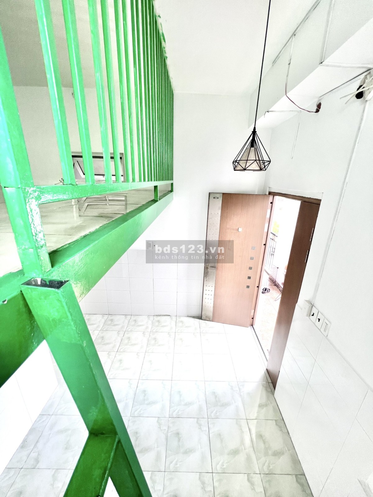 Còn 1 phòng tiện nghi giá ưu đãi gần Tân Sơn được nuôi thú cân