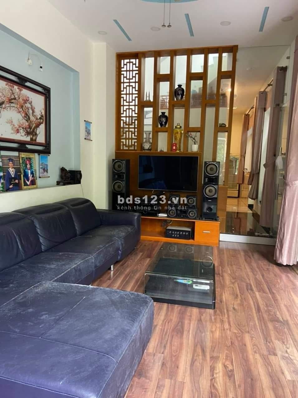 Bán nhà XD KT Biệt thự vườn ,DT 192m 12x 16 chỉ 55.7 triệu /m Linh Đông Thủ Đức