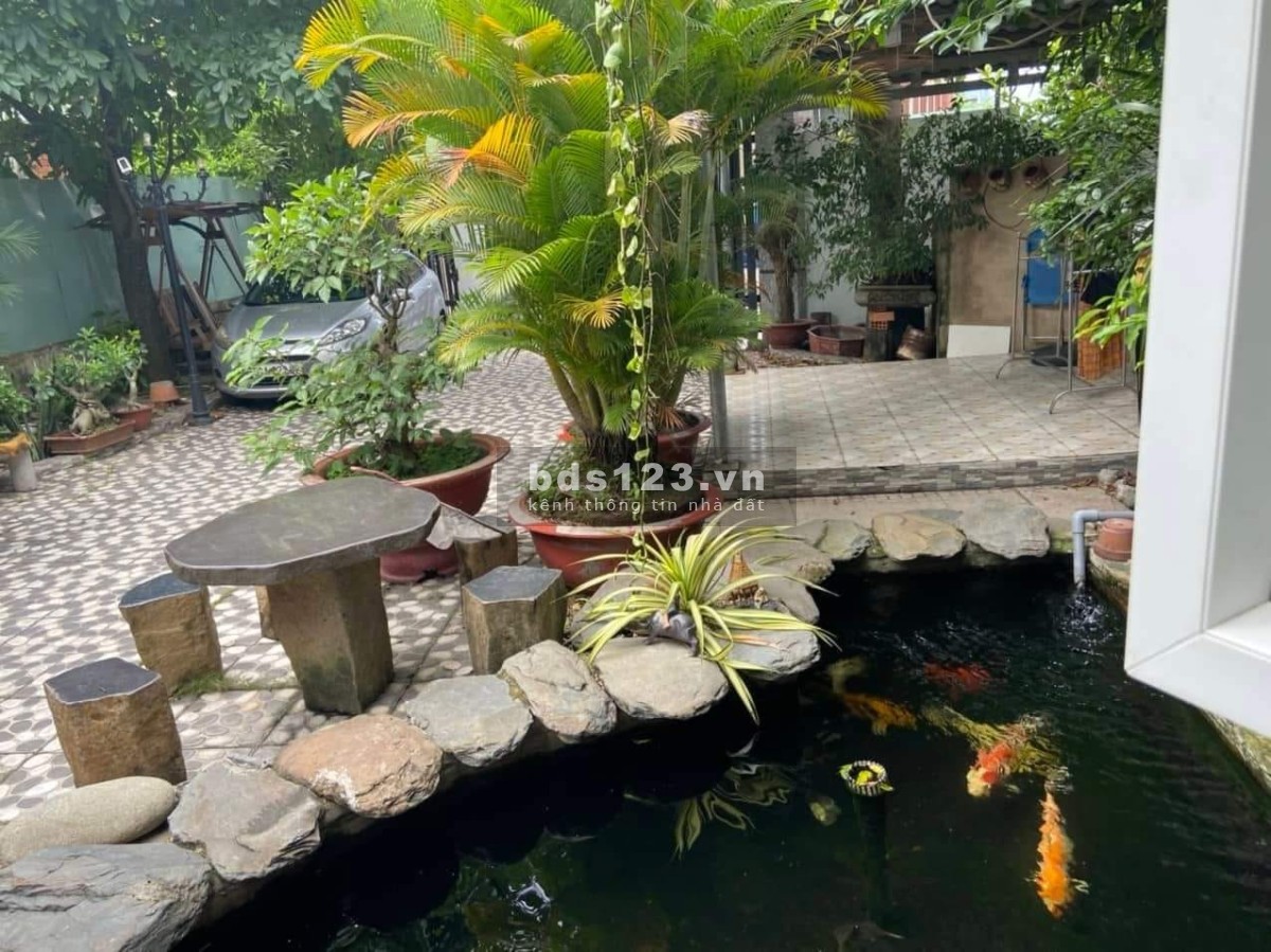 Bán nhà XD KT Biệt thự vườn ,DT 192m 12x 16 chỉ 55.7 triệu /m Linh Đông Thủ Đức