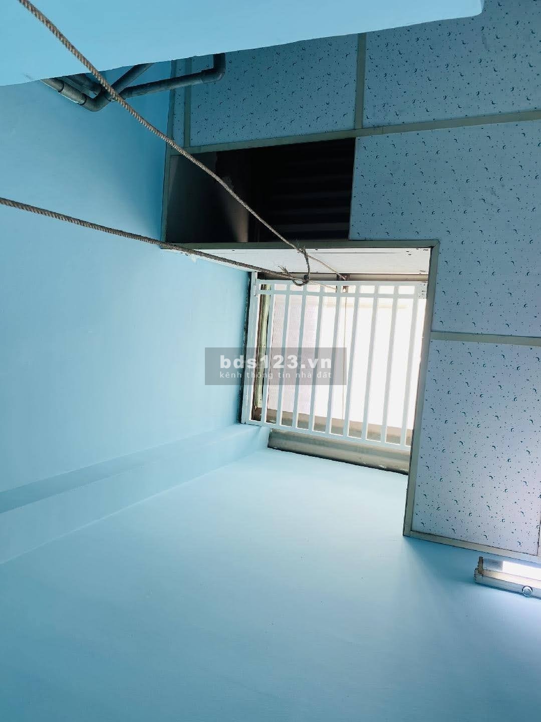 Bán gấp nhà 1 xẹt mới hẻm xe hơi trung tâm Bình Tân dtsd 4x13 chỉ có 4.3 tỷ