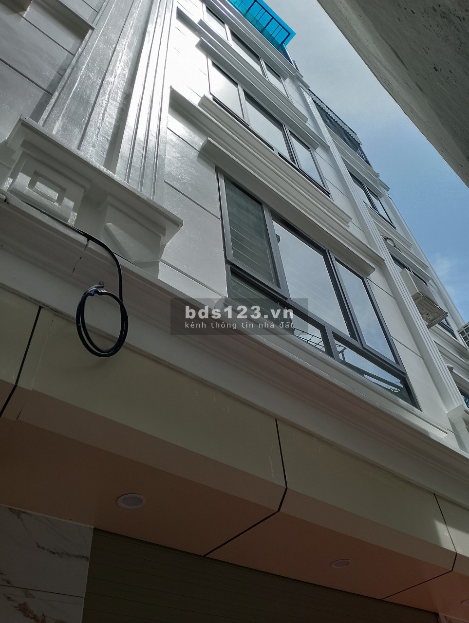Bán nhà tứ Hiệp Thanh Trì DTSD 35m² x 4 tầng, giá bán chỉ 2,4 tỷ đồng