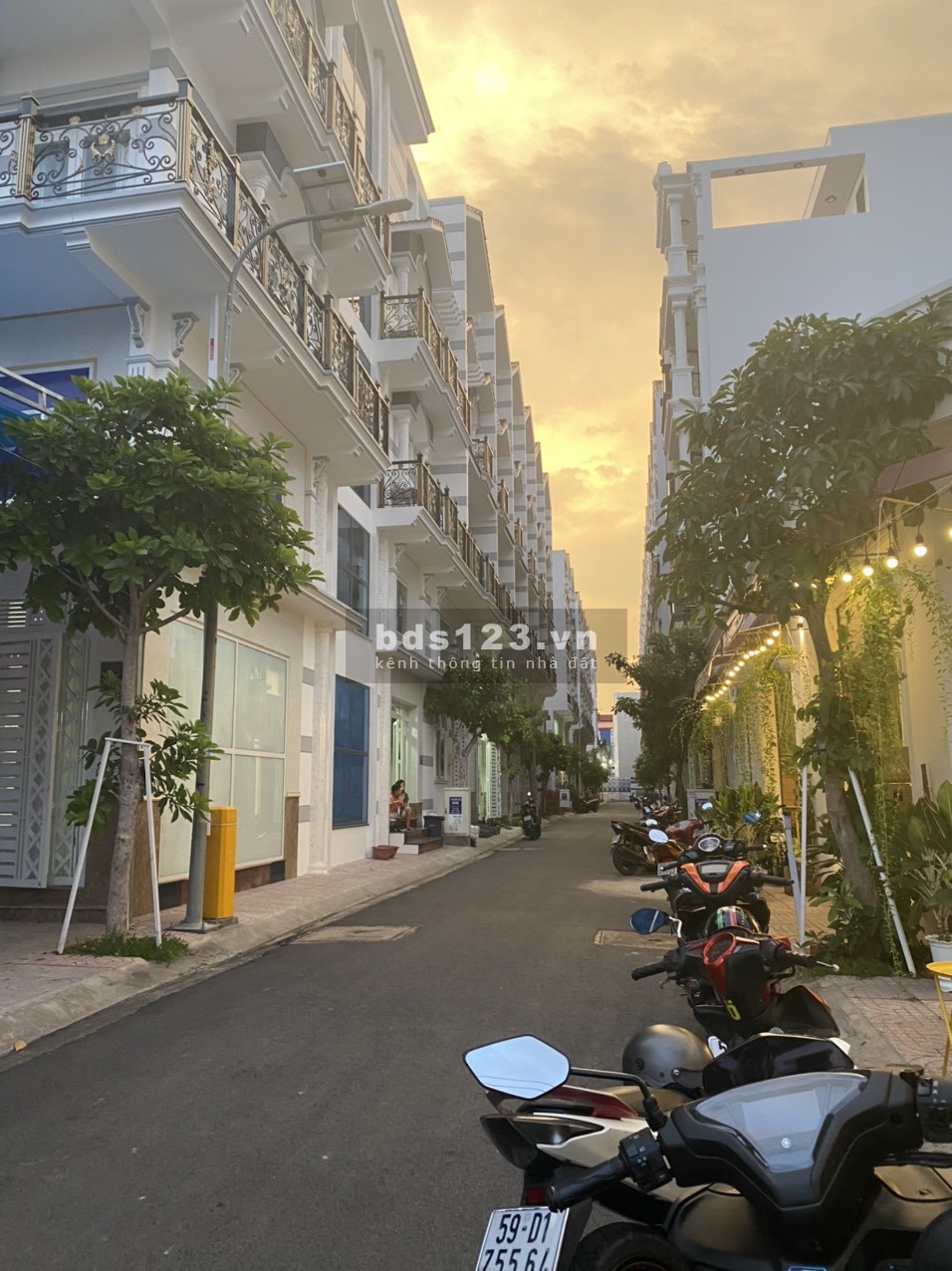 Bán nhà phố cao cấp mặt tiền đường Quận Bình Tân, giá đầu tư sinh lời
