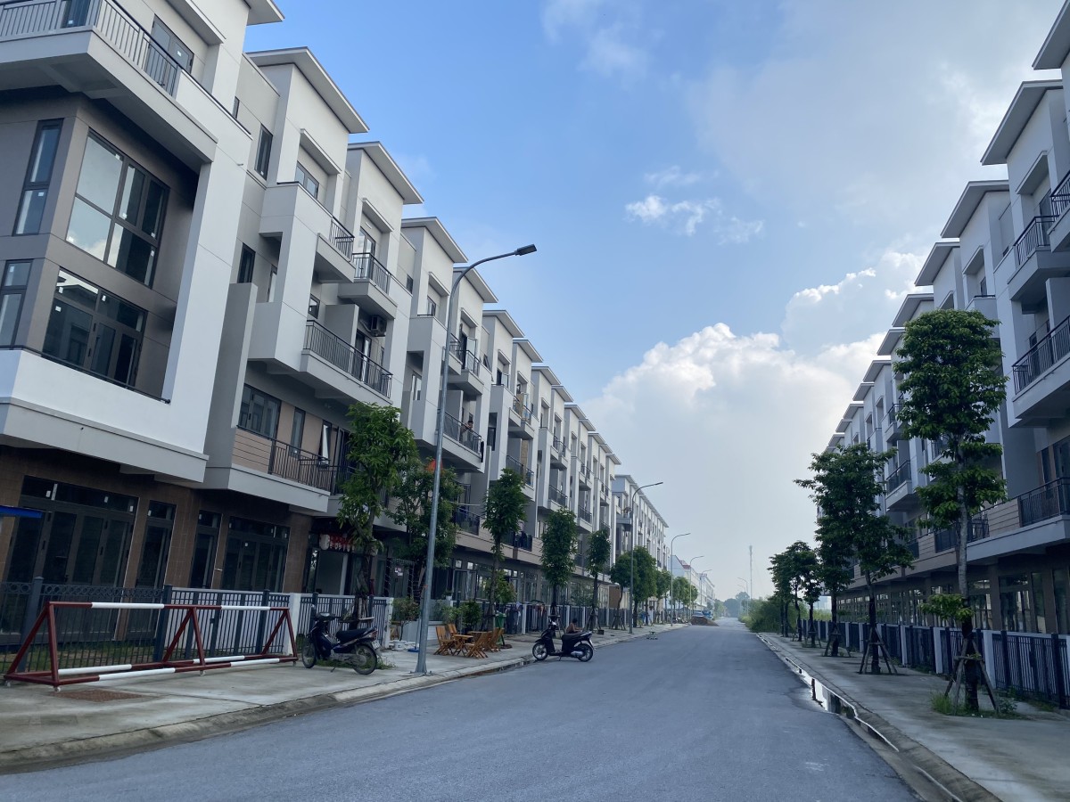 Cần gấp tiền đầu tư kinh doanh nên bán căn shophouse đã hoàn thiện đang cho thuê 18 triệu / 1 tháng