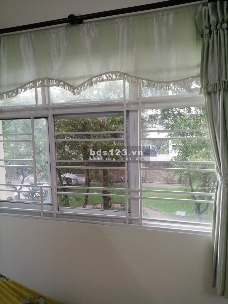 Bán căn hộ C1 Man Thiện view công viên diện tích sử dụng 72m2 lh 0914116728