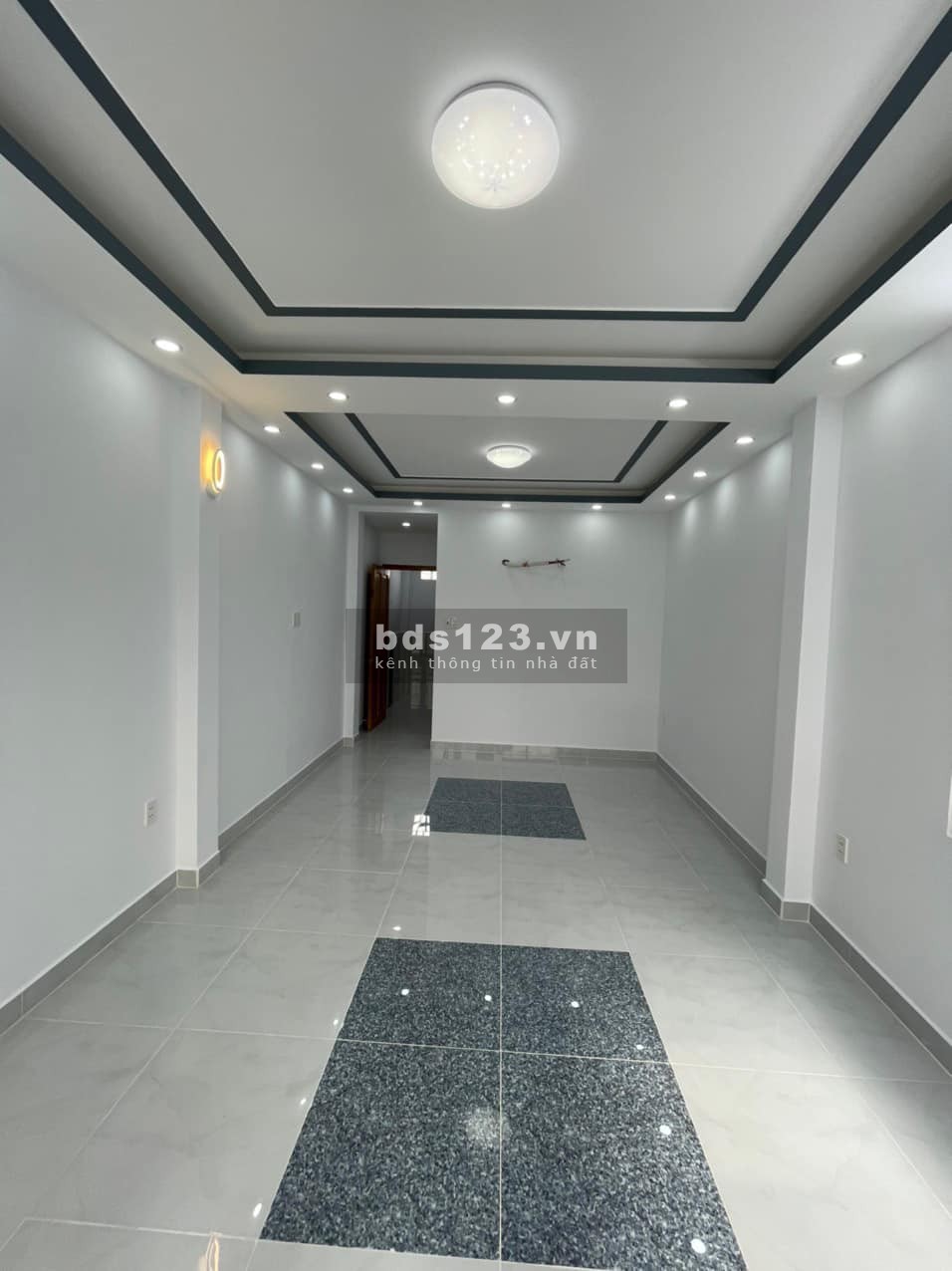 Nhà mới tinh thơm mùi sơn thiết kế đẹp lung linh, 4 tầng bê tông cốt thép, dt 42m2 giá 8.3 tỷ