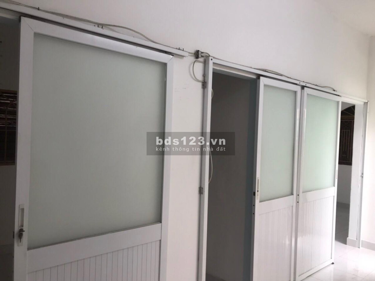 Nhà Bán Đường Bùi Đình Tuý, phường 12, Quận Bình Thạnh giá 2 tỷ hơn