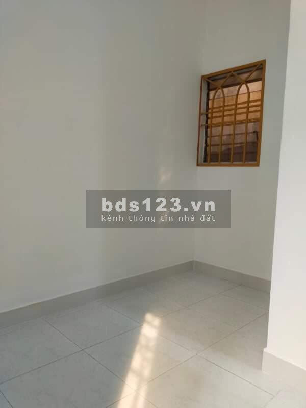 Nhà Bán Đường Bùi Đình Tuý, phường 12, Quận Bình Thạnh giá 2 tỷ hơn