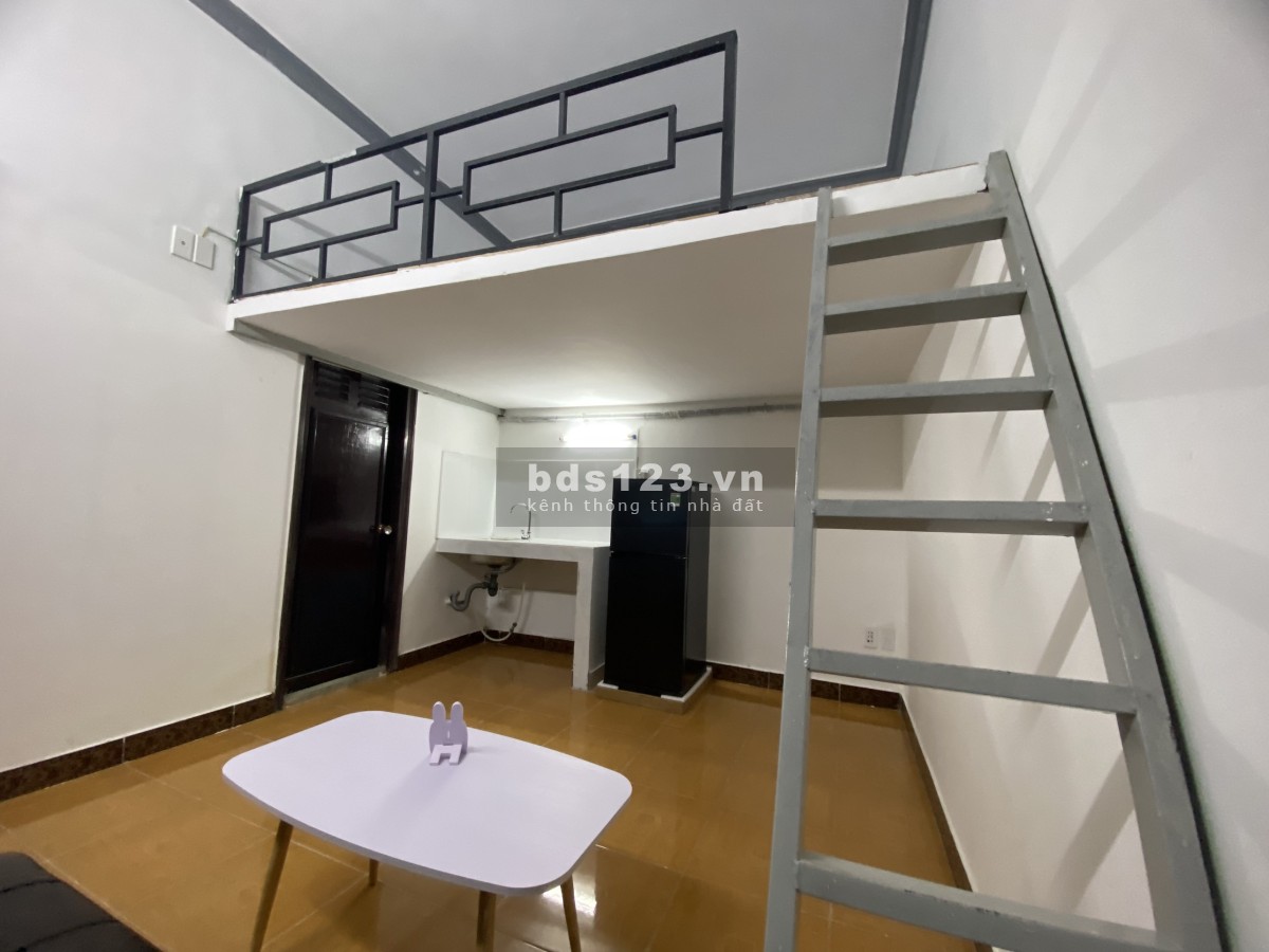 Chính chủ cho thuê căn hộ dịch vụ mặt tiền 77-79 Bàu Cát, khu dân cư
