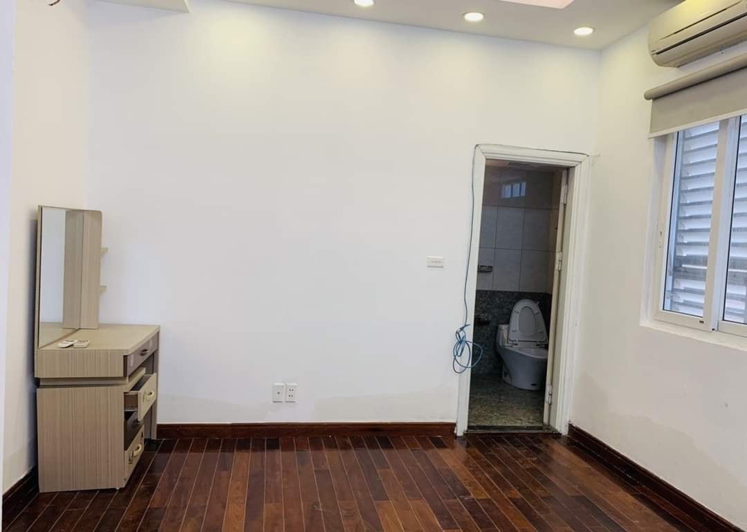 Bán nhà mặt phố Quận Thanh Xuân DTSD 76m² hơn 6 tỷ nhà 4 tầng nội thất đầy đủ đẹp ở ngay