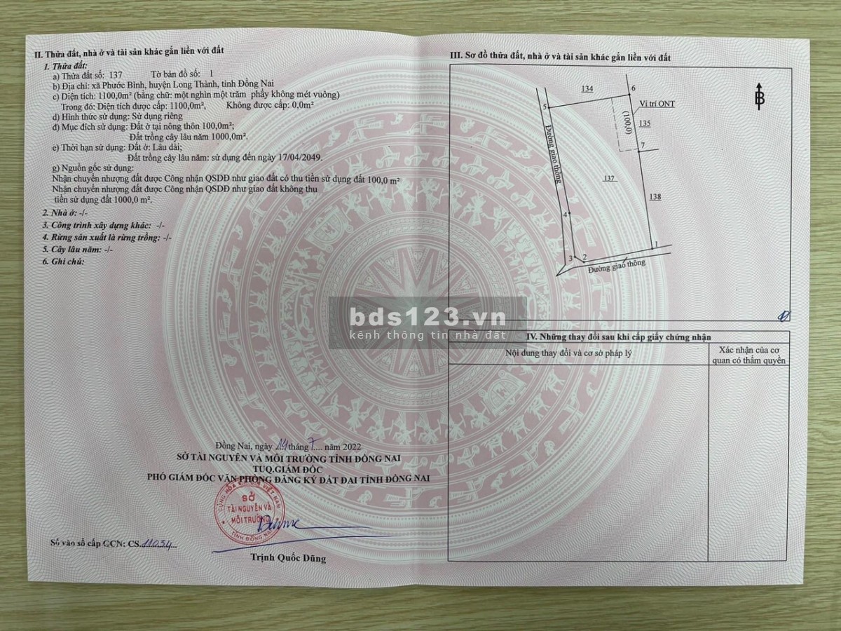 Bán lô đất 2 mặt tiền đường vuông vức đường xe ôtô chạy vi vu.