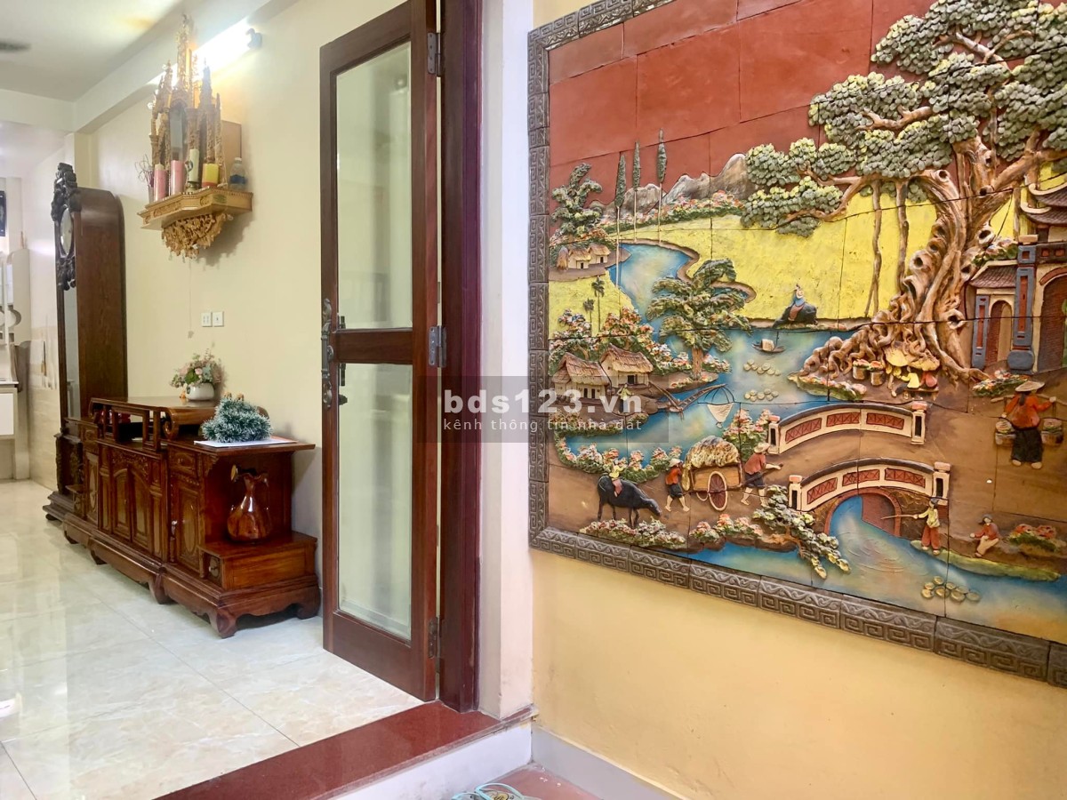 Chính chủ bán nhà riêng phố Nam Dư 30m² x 6 Tầng Giá Chỉ 3,7 tỷ đồng