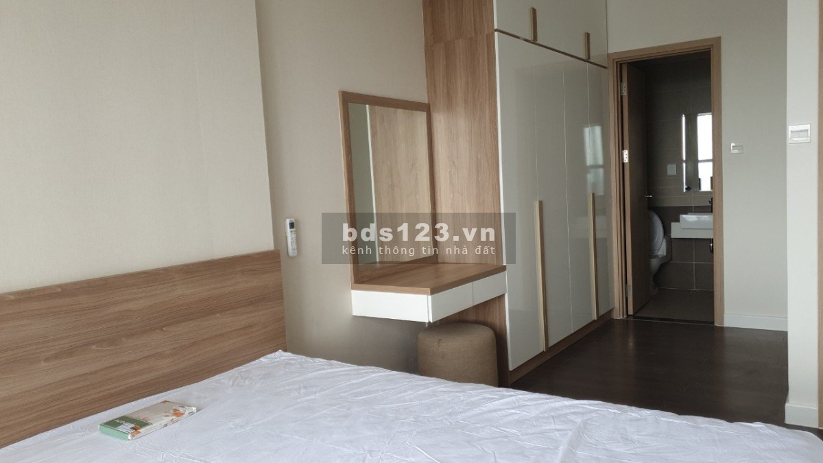 Chủ nhà cần tiền cho con du học nên cần bán gấp giá tốt 2PN The Sun Avenue chỉ với 4.250 tỷ