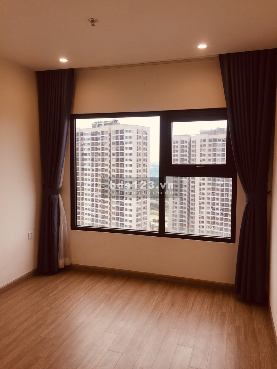 Chuyển nhượng căn hộ 2N 1WC tại Vinhomes Ocean Park - chỉ 1.55 tỷ LH: 0965 479 380