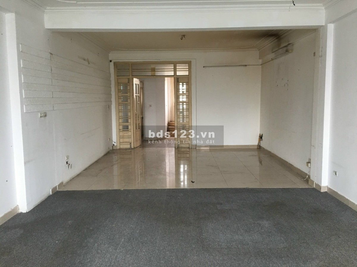 Cho thuê nhà mặt phố Nguyễn Xiển - gần ngã tư Nguyễn Trãi, Quận Thanh Xuân, Hà Nội