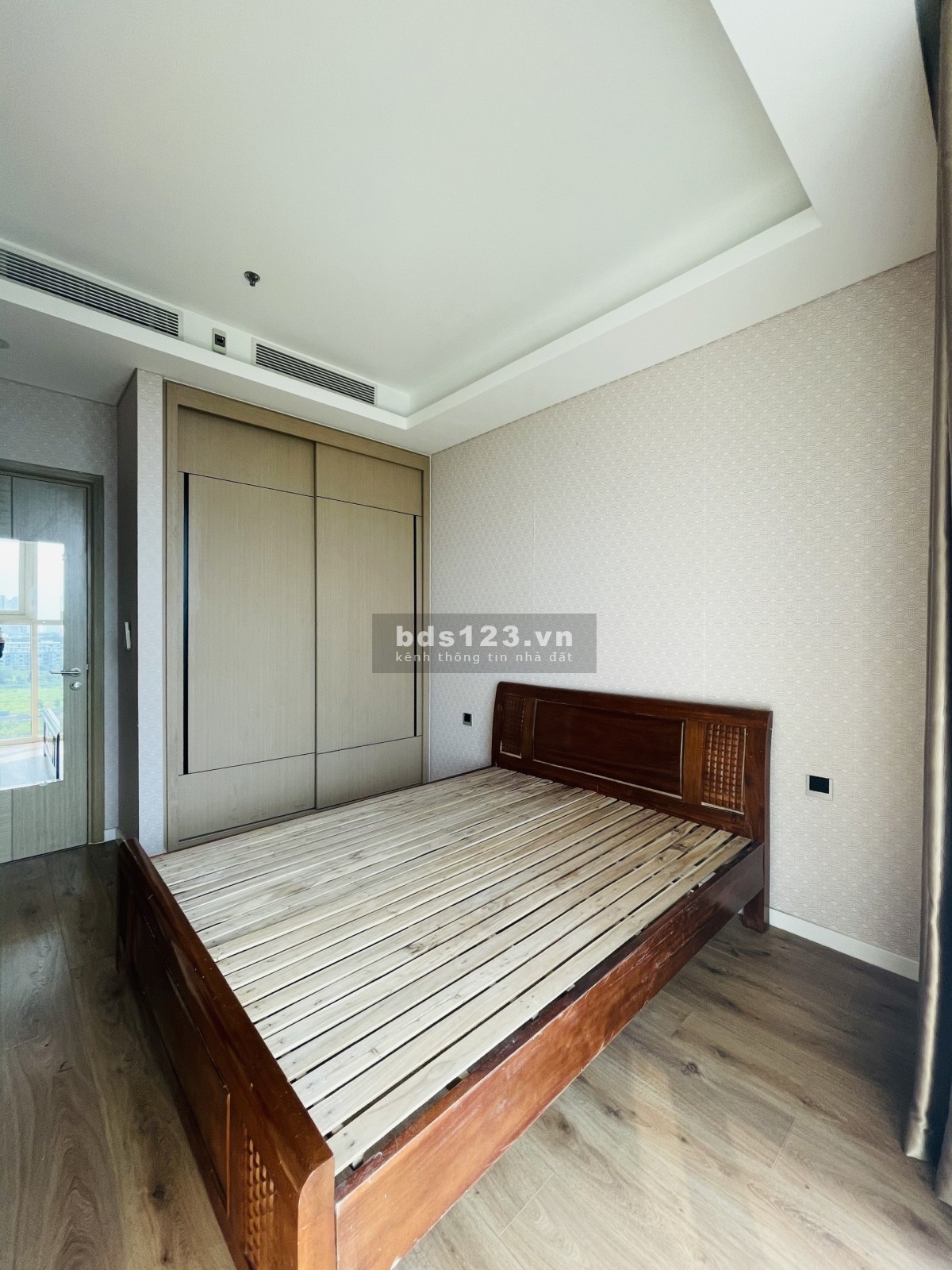 Bán căn hộ 3 phòng ngủ Sarina dtsd 90.5m2, giá chỉ có 9.9 tỷ, sổ sẵn