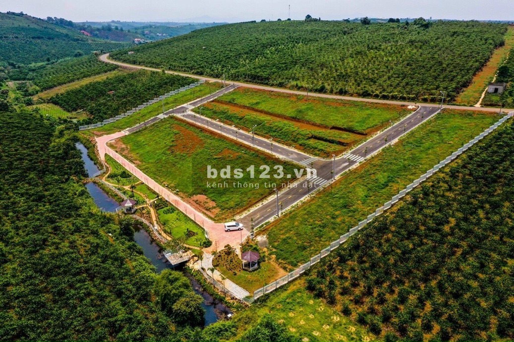 Cần bán nhanh nền đất mặt tiền, kế chợ Lộc Quảng, sổ sẵn, lh 0909370517