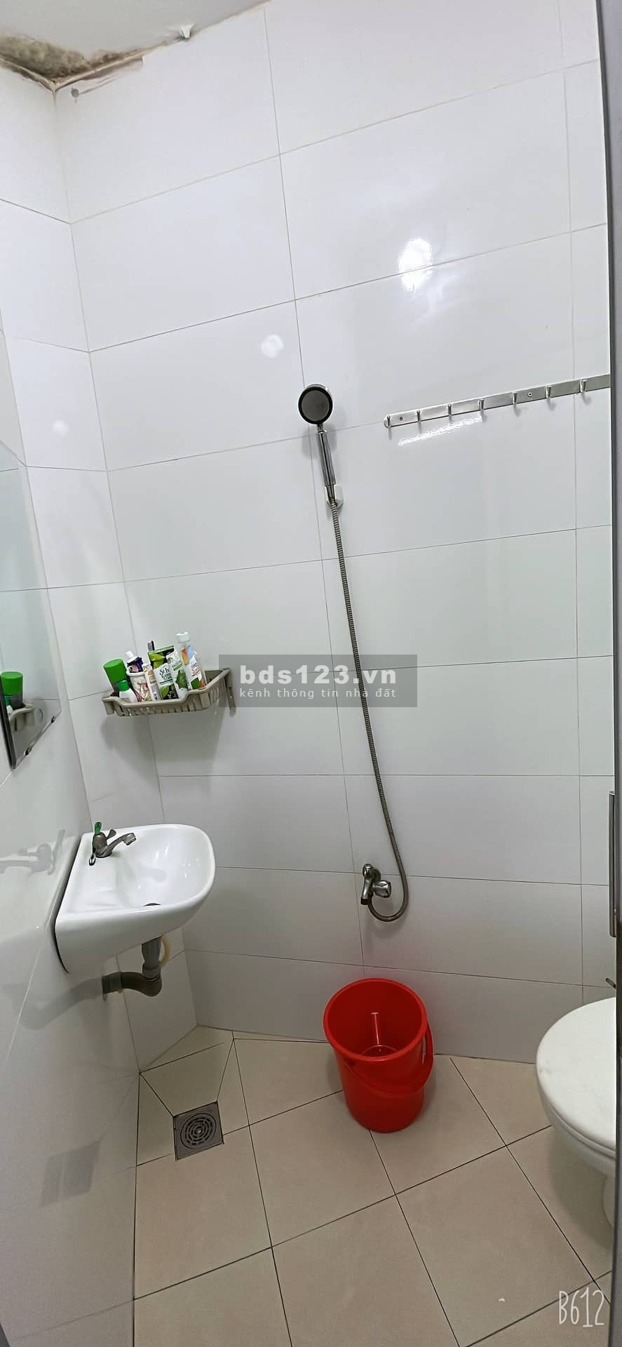 Bán nhà HOT Nguyễn Thái Bình, Tân Bình, diện tích 2.8x8m BTCT, giá 3 tỷ
