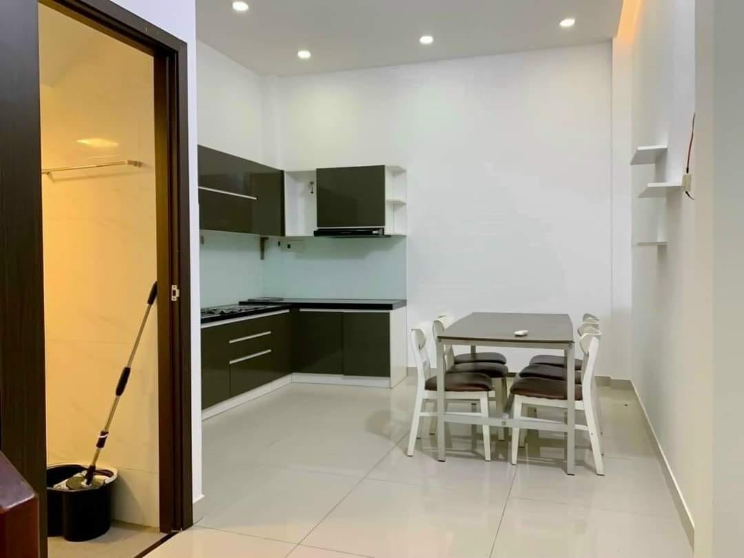 Nhà hiếm Lê Văn Lương, Quận 7, DT 65m² x 4 tầng, dòng tiền 20triệu/tháng, giá 8,5 tỷ LH 0904377409