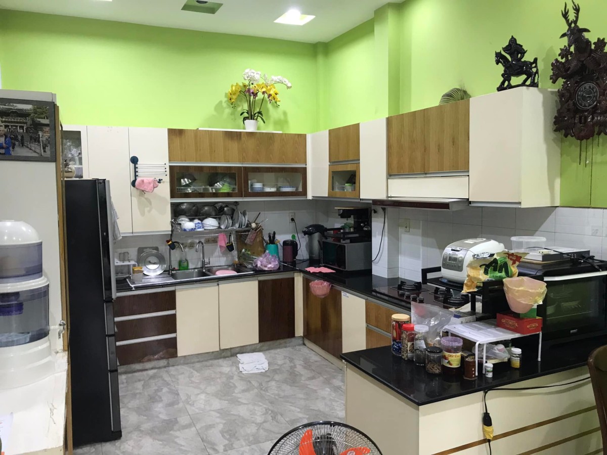 Biệt thự Phường 13, Tân Bình, Hẻm xe hơi Đồng Xoài, gần 200m2 khu dân trí cao