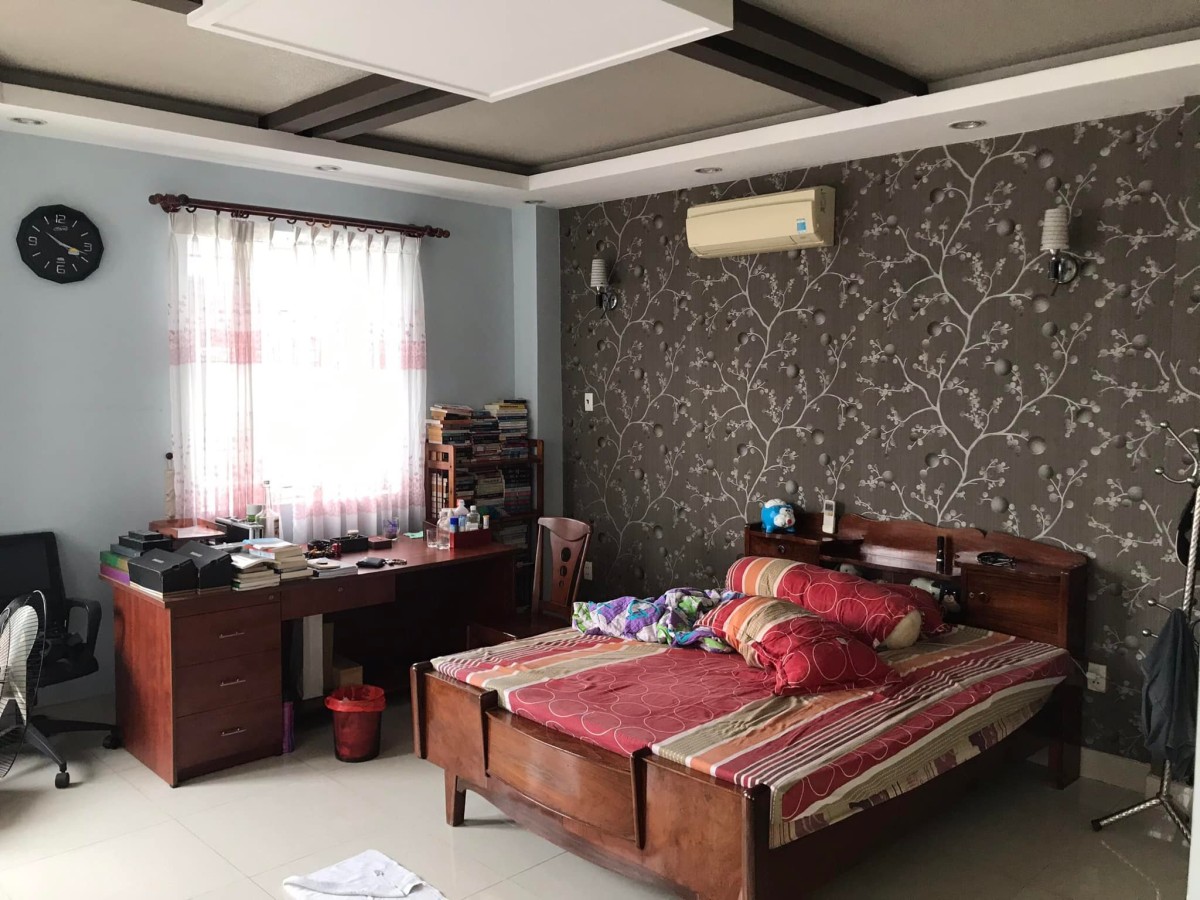 Biệt thự Phường 13, Tân Bình, Hẻm xe hơi Đồng Xoài, gần 200m2 khu dân trí cao