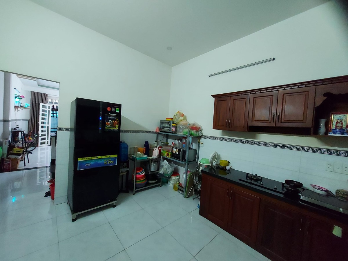 Bán nhà mặt tiền xe hơi 3 tầng, dtsd 64m2, Phú Định, Quận 8 giá 5.95 tỷ