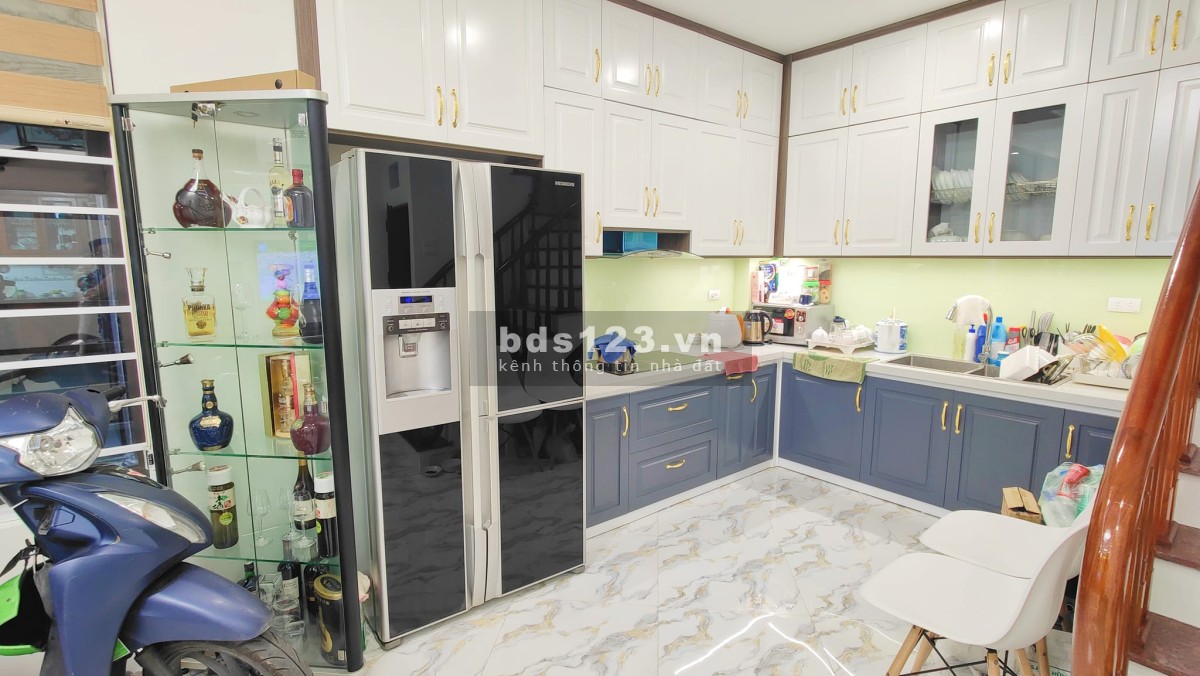 Chủ nhà cần bán gấp căn nhà ngõ nông phố Nguyễn Lương Bằng 47m² x 4 tầng