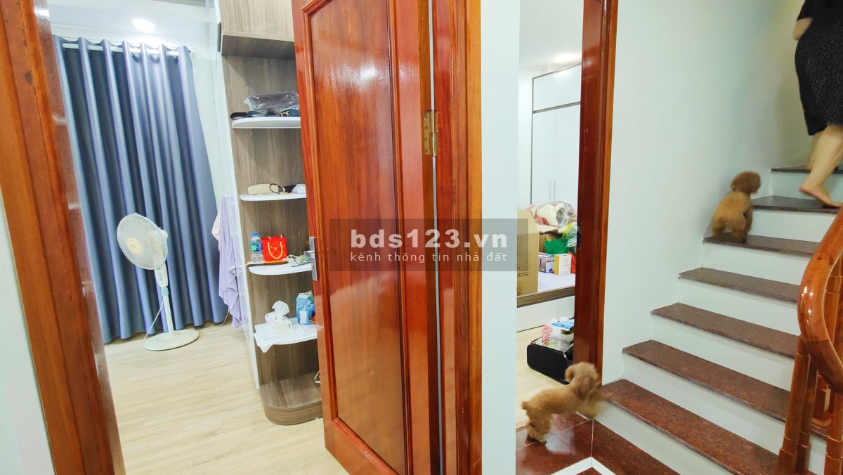 Chủ nhà cần bán gấp căn nhà ngõ nông phố Nguyễn Lương Bằng 47m² x 4 tầng