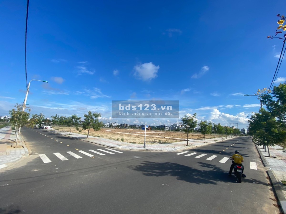 Đất nền đầu tư KDT Đầm Sen Nam Hòa Xuân Đà Nẵng chỉ 1,5 tỷ nhận đất ngay lh 0932606565