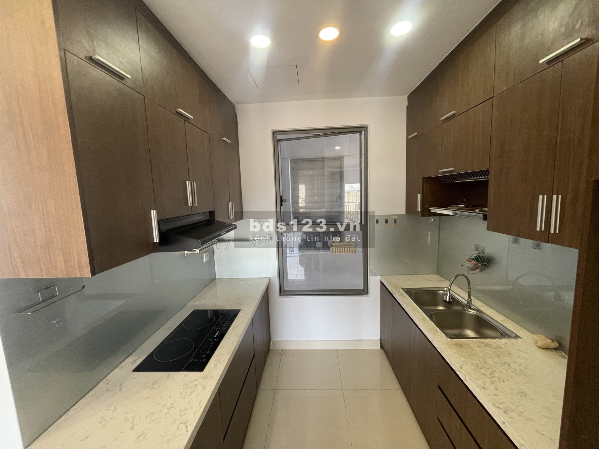Tin thật không, cần bán nhanh căn 3PN - DT 96m2, có view sông tại tầng trung, 5.2 tỷ - 0903.681.920