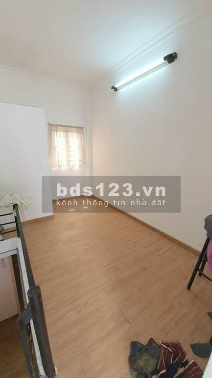 10 bước ra mặt tiền đối diện công viên Hoàng Văn Thụ, nhà đẹp 3 tầng đúc một đời chủ