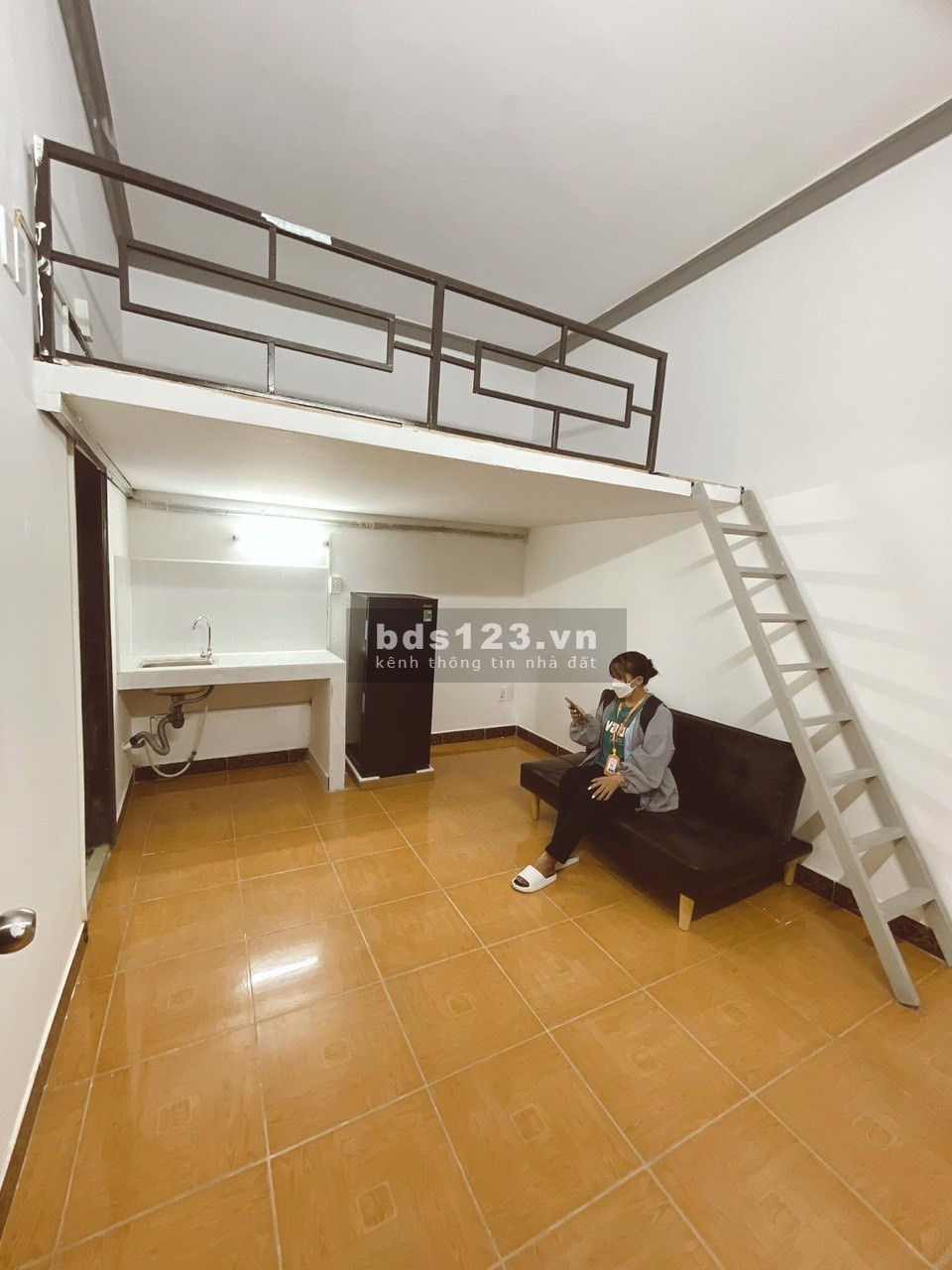 Cho thuê phòng trọ gần đại học Văn Hiến liên hệ 0385576140