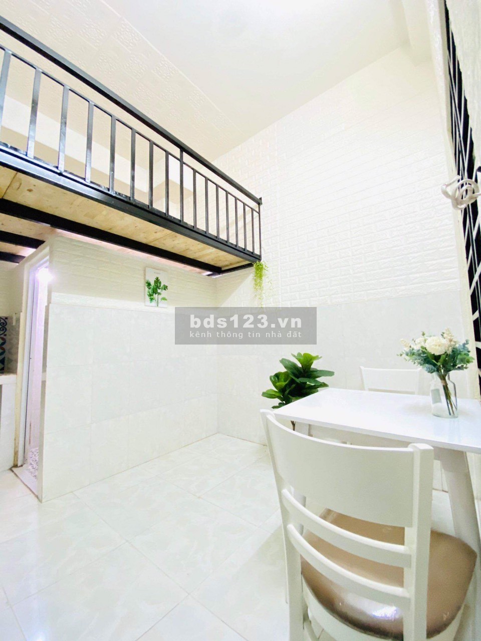 Phòng trọ ngay tại đường B2 Tây Thạnh Tân Phú liên hệ 0385576140