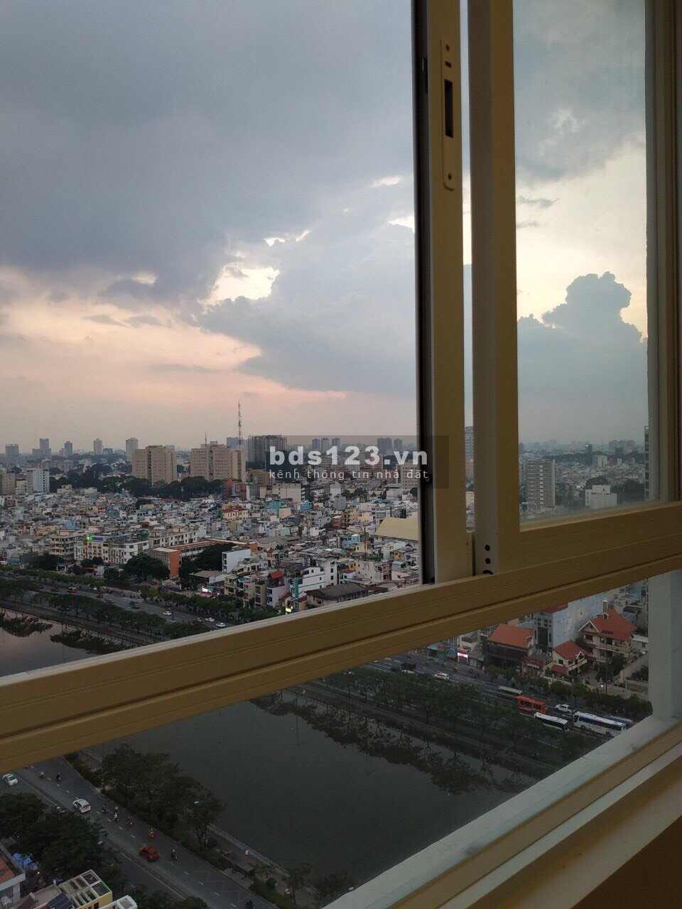Chính chủ cần bán căn chung cư Grand RiverSide view sông giá thương lượng